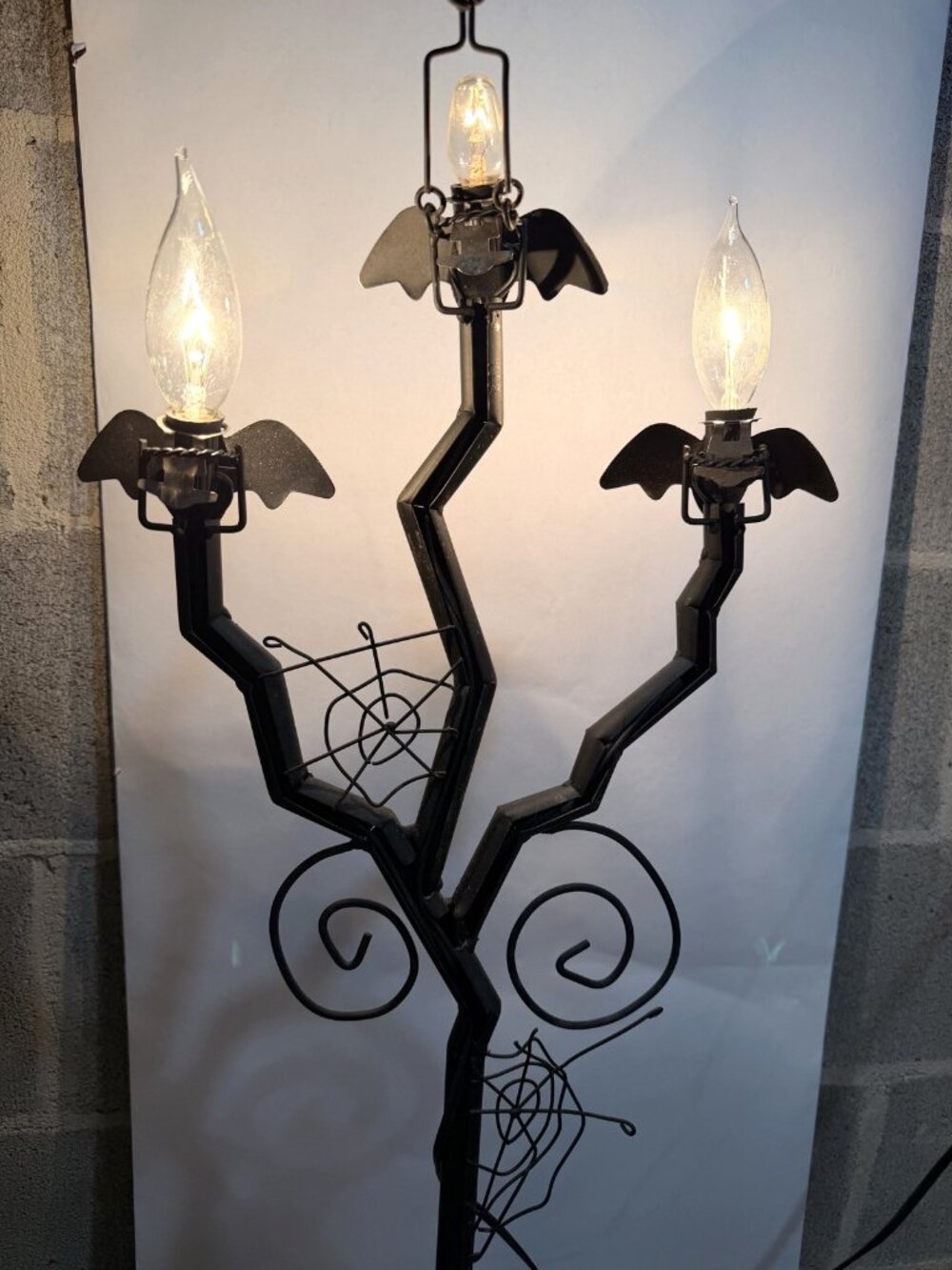 Halloween Iron Tree Candelabra 3-Light w/ Bulbs Bats Spider Webs Yard Stake 26in